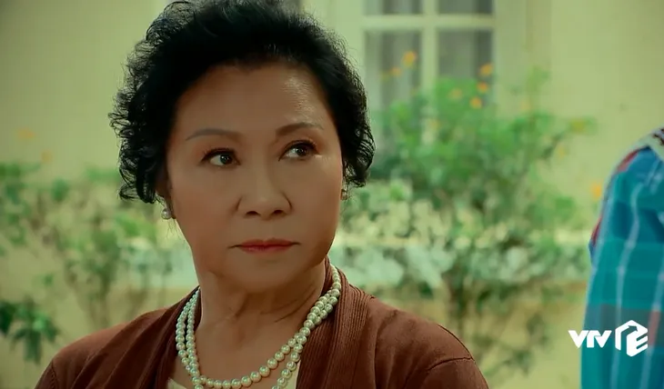 Nước mắt loài cỏ dại - Tập 4: Thành cương quyết gà trống nuôi con mặc lời đe dọa của mẹ - Ảnh 8. Nước mắt loài cỏ dại - Tập 4: Thành cương quyết gà trống nuôi con mặc lời đe dọa của mẹ - Ảnh 8.
