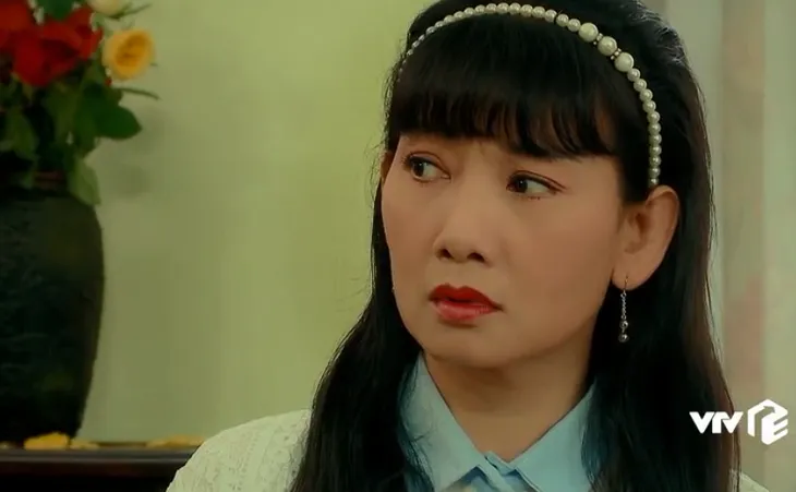 Nước mắt loài cỏ dại - Tập 4: Hé lộ quá khứ Phương (Mỹ Uyên) từng mê mệt anh trai chồng - Ảnh 3. Nước mắt loài cỏ dại - Tập 4: Hé lộ quá khứ Phương (Mỹ Uyên) từng mê mệt anh trai chồng - Ảnh 3.