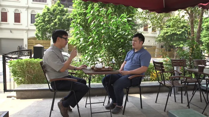 Gia đình 4.0: Anh Sáng (NSƯT Đức Khuê) dạy Hiếng (DV Dũng Hớn) tuyệt chiêu dạy vợ - Ảnh 1. Gia đình 4.0: Anh Sáng (NSƯT Đức Khuê) dạy Hiếng (DV Dũng Hớn) tuyệt chiêu dạy vợ - Ảnh 1.
