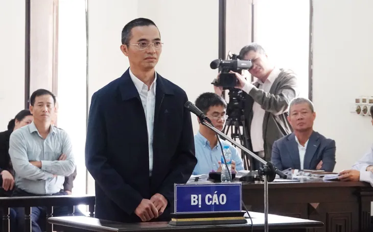 Xét xử vụ đánh bạc nghìn tỷ: Hoãn phiên tòa vì ông Trương Minh Tuấn vắng mặt - Ảnh 1. Xét xử vụ đánh bạc nghìn tỷ: Hoãn phiên tòa vì ông Trương Minh Tuấn vắng mặt - Ảnh 1.