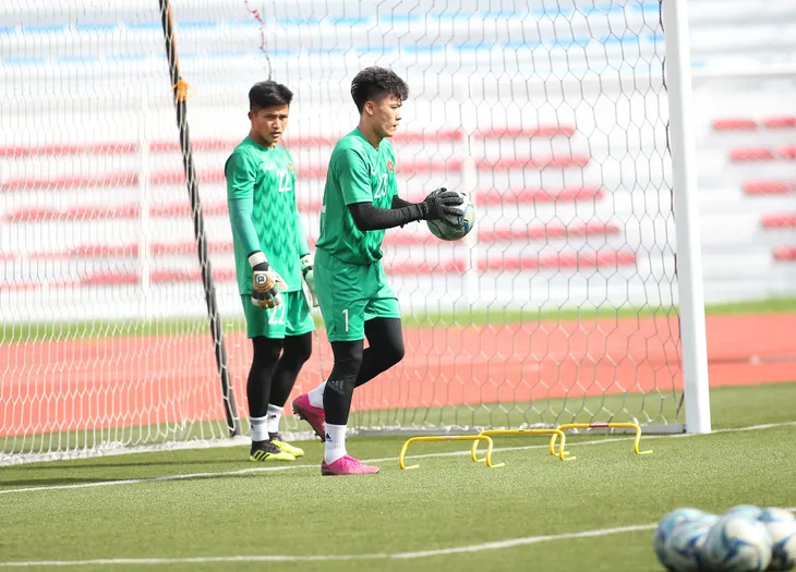 SEA Games 30: U22 Việt Nam tập luyện ngay sau trận thắng 6-1 trước U22 Lào - Ảnh 10. SEA Games 30: U22 Việt Nam tập luyện ngay sau trận thắng 6-1 trước U22 Lào - Ảnh 10.