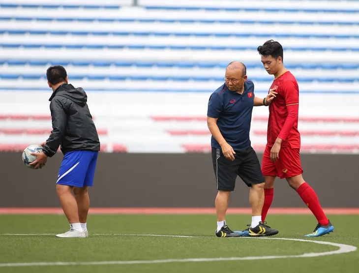 SEA Games 30: U22 Việt Nam tập luyện ngay sau trận thắng 6-1 trước U22 Lào - Ảnh 4. SEA Games 30: U22 Việt Nam tập luyện ngay sau trận thắng 6-1 trước U22 Lào - Ảnh 4.