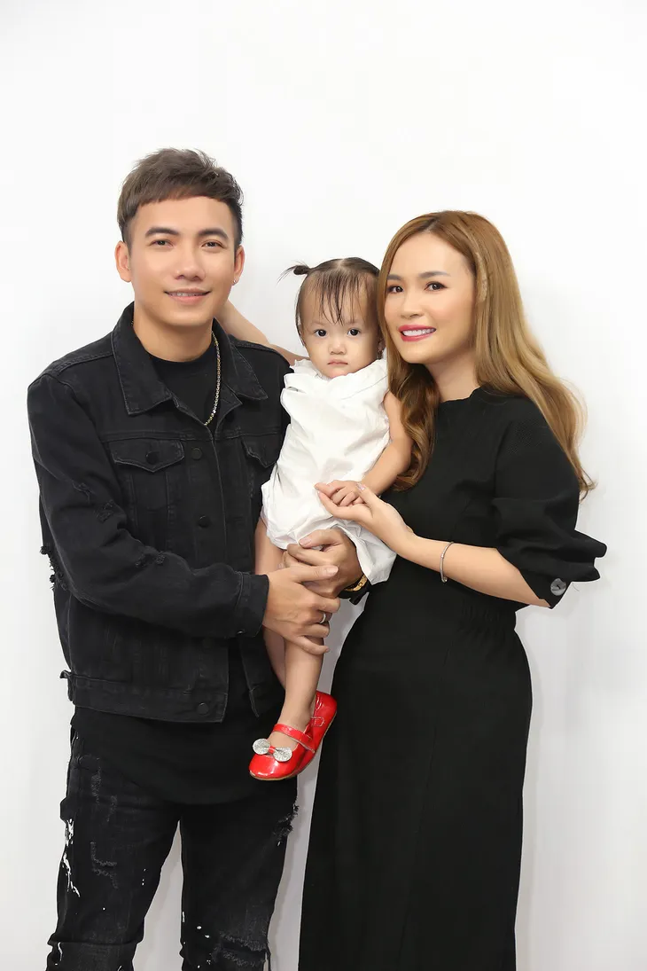 Bị Lý Hải “ép”, Phạm Trưởng mới chịu công khai người vợ đã cưới 5 năm - Ảnh 1. Bị Lý Hải “ép”, Phạm Trưởng mới chịu công khai người vợ đã cưới 5 năm - Ảnh 1.