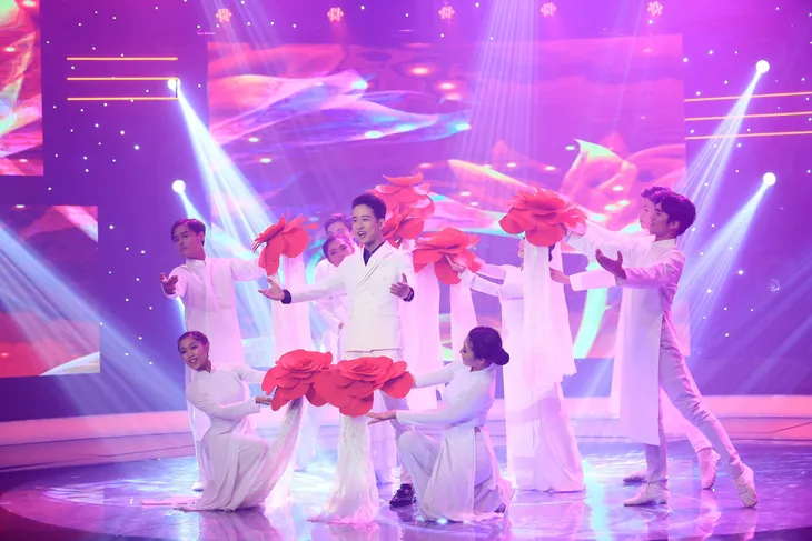 Nữ ca sĩ Thu Trang tiết lộ Triệu Lộc hiền lành nhưng đào hoa - Ảnh 3. Nữ ca sĩ Thu Trang tiết lộ Triệu Lộc hiền lành nhưng đào hoa - Ảnh 3.