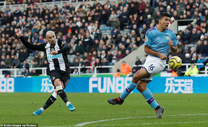 Newcastle 2-2 Manchester City: Trận hòa đáng thất vọng - Ảnh 2. Newcastle 2-2 Manchester City: Trận hòa đáng thất vọng - Ảnh 2.
