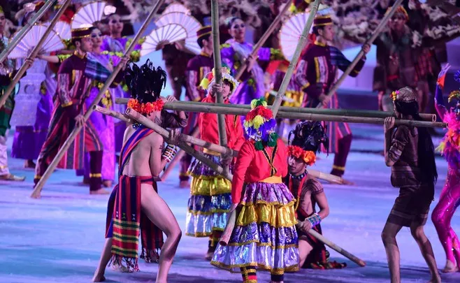 Khai mạc SEA Games 30: Ấn tượng và mãn nhãn! - Ảnh 1. Khai mạc SEA Games 30: Ấn tượng và mãn nhãn! - Ảnh 1.