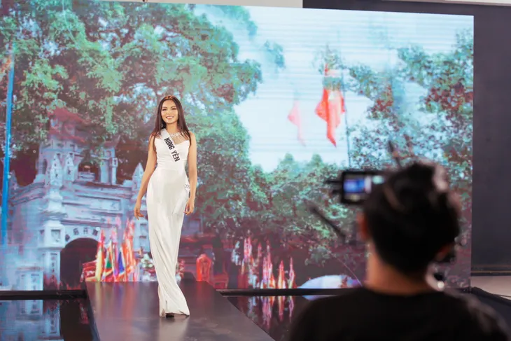 Top 45 Hoa hậu Hoàn vũ giới thiệu quê hương bằng tiếng Anh - Ảnh 10. Top 45 Hoa hậu Hoàn vũ giới thiệu quê hương bằng tiếng Anh - Ảnh 10.