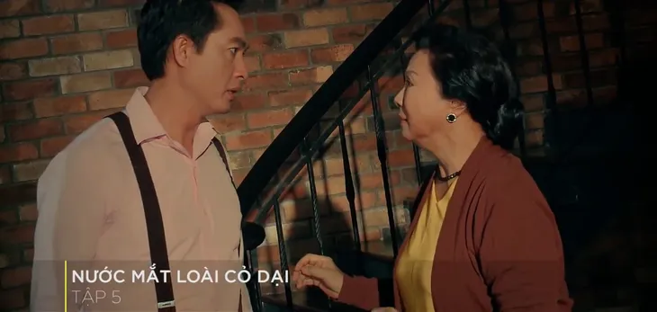 Nước mắt loài cỏ dại - Tập 5: Quá tàn nhẫn với con dâu, con rể, bà Hai Đài mất tất cả - Ảnh 2. Nước mắt loài cỏ dại - Tập 5: Quá tàn nhẫn với con dâu, con rể, bà Hai Đài mất tất cả - Ảnh 2.