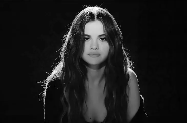 Vừa trở lại, Selena Gomez đã dẫn đầu bảng xếp hạng Billboard - Ảnh 1. Vừa trở lại, Selena Gomez đã dẫn đầu bảng xếp hạng Billboard - Ảnh 1.