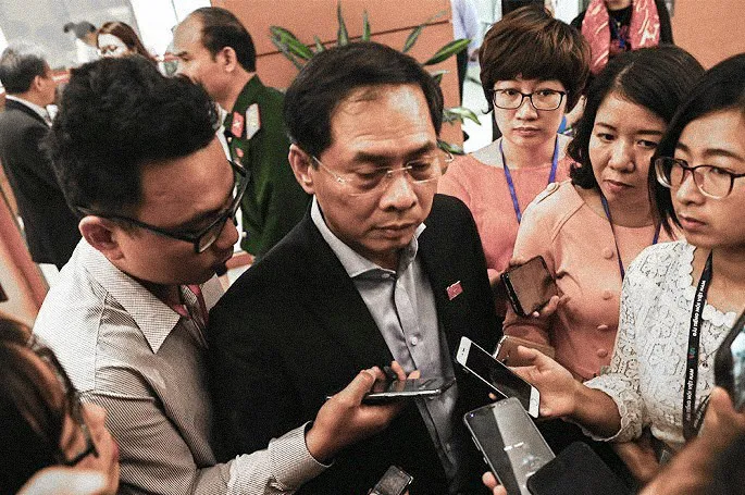 Thứ trưởng Bộ Ngoại giao: Không công bố danh tính 39 nạn nhân tại Anh - Ảnh 1. Thứ trưởng Bộ Ngoại giao: Không công bố danh tính 39 nạn nhân tại Anh - Ảnh 1.