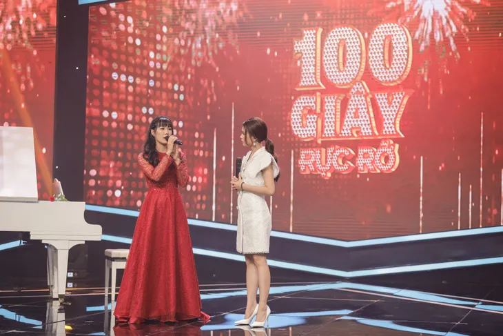 Sam cưa sừng làm nghé khi vào vai học sinh để thí sinh dạy hát - Ảnh 4. Sam cưa sừng làm nghé khi vào vai học sinh để thí sinh dạy hát - Ảnh 4.