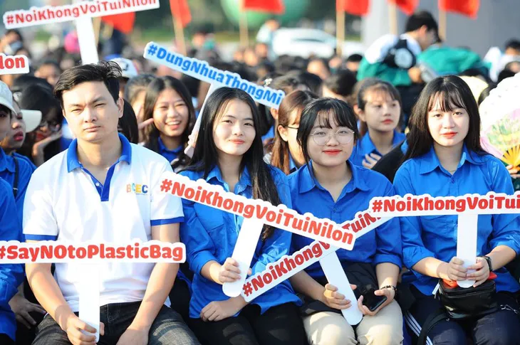 Thanh niên xóa điểm đen về rác thải nhựa bằng các mô hình cộng đồng - Ảnh 11. Thanh niên xóa điểm đen về rác thải nhựa bằng các mô hình cộng đồng - Ảnh 11.