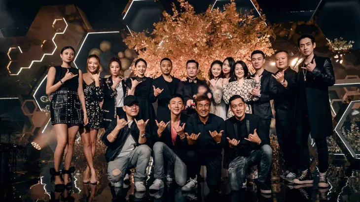 An Dĩ Hiên tổ chức tiệc xa hoa mừng con trai tròn 4 tháng tuổi - Ảnh 4. An Dĩ Hiên tổ chức tiệc xa hoa mừng con trai tròn 4 tháng tuổi - Ảnh 4.