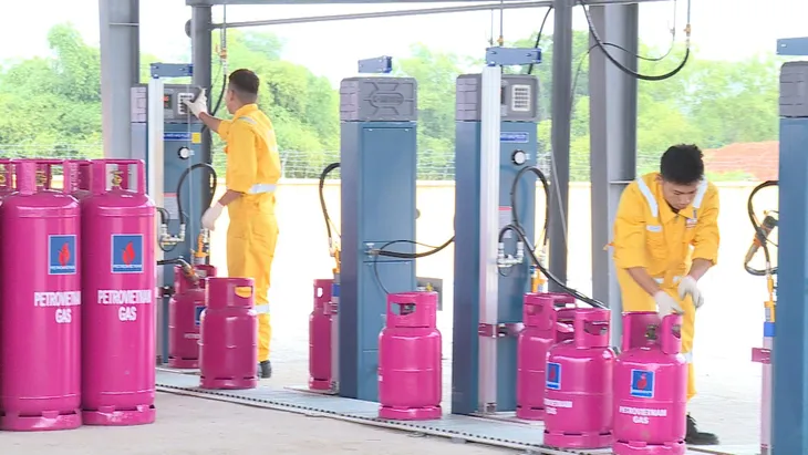 Giá gas khu vực phía Nam tăng tháng thứ 3 liên tiếp - Ảnh 1. Giá gas khu vực phía Nam tăng tháng thứ 3 liên tiếp - Ảnh 1.