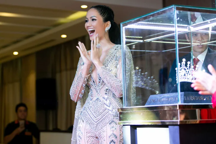 Lộ vương miện đặc biệt của Hoa hậu Hoàn vũ Việt Nam 2019 - Ảnh 1. Lộ vương miện đặc biệt của Hoa hậu Hoàn vũ Việt Nam 2019 - Ảnh 1.