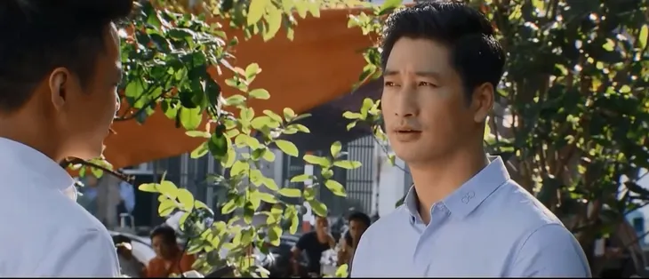 Hoa hồng trên ngực trái - Tập 37: Bảo (Hồng Đăng) gọi bạn đến đánh hội đồng Thái (Ngọc Quỳnh) một trận nhừ tử - Ảnh 1. Hoa hồng trên ngực trái - Tập 37: Bảo (Hồng Đăng) gọi bạn đến đánh hội đồng Thái (Ngọc Quỳnh) một trận nhừ tử - Ảnh 1.