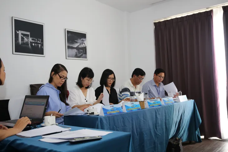 Ban giám khảo Chương trình dành cho thiếu nhi dần hoàn tất công tác chấm thi tại LHTHTQ lần thứ 39 - Ảnh 1. Ban giám khảo Chương trình dành cho thiếu nhi dần hoàn tất công tác chấm thi tại LHTHTQ lần thứ 39 - Ảnh 1.