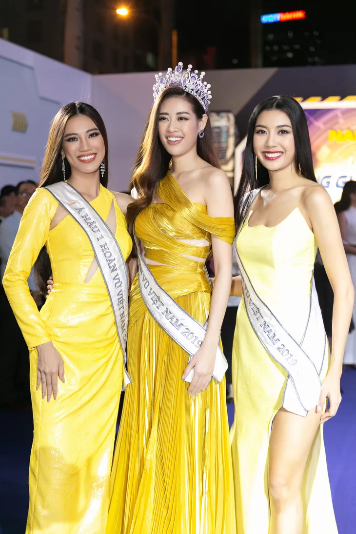 Top 3 Hoa hậu Hoàn vũ Việt Nam 2019 hội ngộ HHen Niê, Hoàng Thùy - Ảnh 2. Top 3 Hoa hậu Hoàn vũ Việt Nam 2019 hội ngộ HHen Niê, Hoàng Thùy - Ảnh 2.