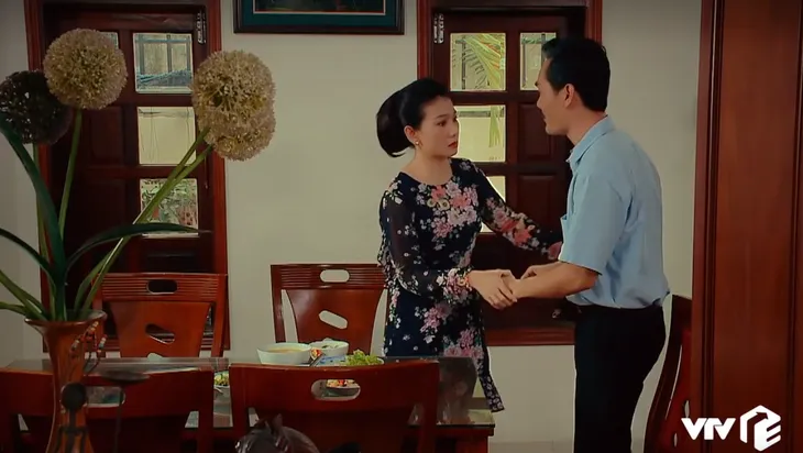 Nước mắt loài cỏ dại - Tập 9: Bà Hai Đài tìm cách đối phó với đứa con dâu độc ác - Ảnh 11. Nước mắt loài cỏ dại - Tập 9: Bà Hai Đài tìm cách đối phó với đứa con dâu độc ác - Ảnh 11.