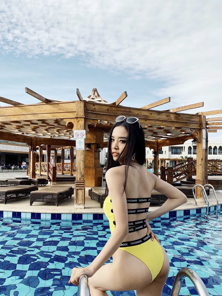 Á hậu Thúy An khoe dáng “nuột nà” với bikini vàng bắt mắt tại Miss Intercontinental - Ảnh 2. Á hậu Thúy An khoe dáng “nuột nà” với bikini vàng bắt mắt tại Miss Intercontinental - Ảnh 2.