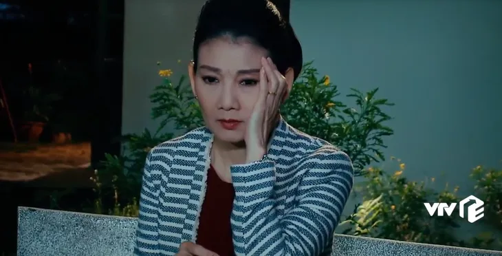 Nước mắt loài cỏ dại - Tập 9: Bà Hai Đài tìm cách đối phó với đứa con dâu độc ác - Ảnh 19. Nước mắt loài cỏ dại - Tập 9: Bà Hai Đài tìm cách đối phó với đứa con dâu độc ác - Ảnh 19.
