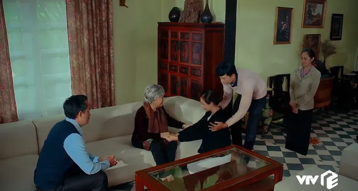 Nước mắt loài cỏ dại - Tập 9: Bà Hai Đài tìm cách đối phó với đứa con dâu độc ác - Ảnh 13. Nước mắt loài cỏ dại - Tập 9: Bà Hai Đài tìm cách đối phó với đứa con dâu độc ác - Ảnh 13.