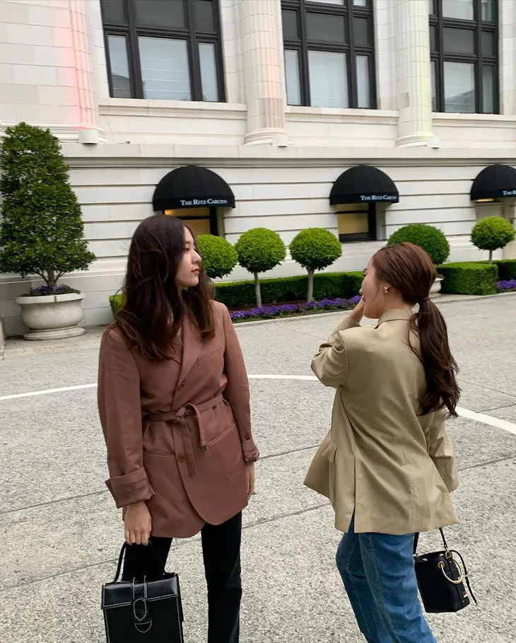 Chị em Krystal và Jessica bất ngờ hội ngộ nhau - Ảnh 5. Chị em Krystal và Jessica bất ngờ hội ngộ nhau - Ảnh 5.