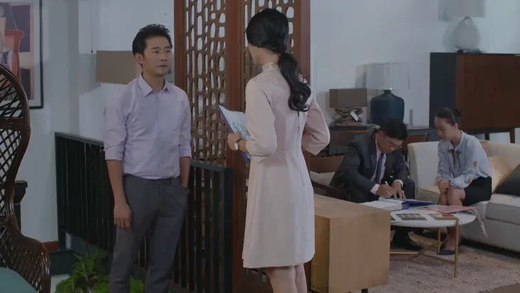 Tiệm ăn dì ghẻ - Tập 9: Tận mắt thấy vợ làm việc áp lực, Huy có làm lành với Nhi? - Ảnh 4. Tiệm ăn dì ghẻ - Tập 9: Tận mắt thấy vợ làm việc áp lực, Huy có làm lành với Nhi? - Ảnh 4.
