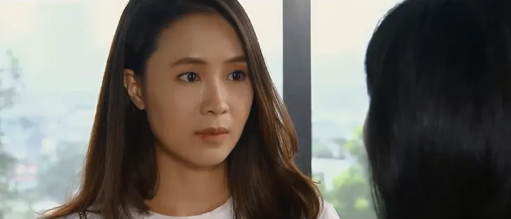 Hoa hồng trên ngực trái - Tập 40: San cuối cùng cũng đồng ý Bảo và Khuê đến với nhau - Ảnh 4. Hoa hồng trên ngực trái - Tập 40: San cuối cùng cũng đồng ý Bảo và Khuê đến với nhau - Ảnh 4.