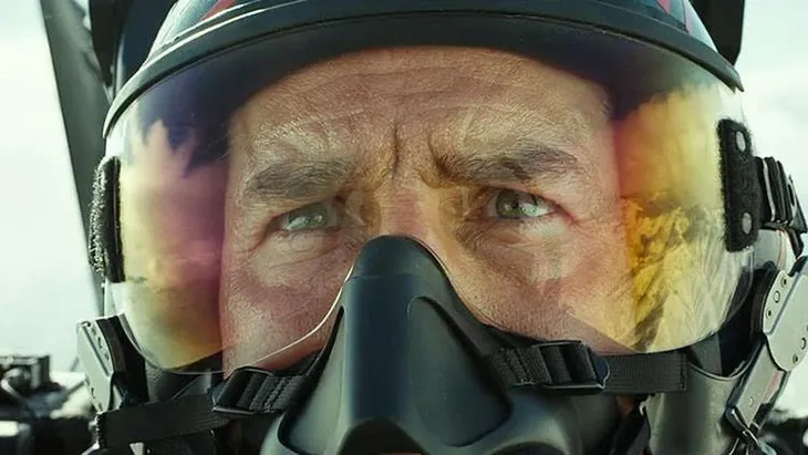 Tom Cruise “bay lượn” ngoạn mục trong trailer chính thức của Phi công siêu đẳng Maverick - Ảnh 2. Tom Cruise “bay lượn” ngoạn mục trong trailer chính thức của Phi công siêu đẳng Maverick - Ảnh 2.