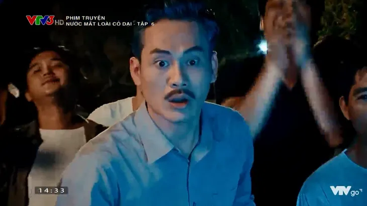 Nước mắt loài cỏ dại - Tập 6: Bố con ông Minh (Lê Vinh) ngập trong nợ nần vì cá độ và sập bẫy kinh doanh - Ảnh 1. Nước mắt loài cỏ dại - Tập 6: Bố con ông Minh (Lê Vinh) ngập trong nợ nần vì cá độ và sập bẫy kinh doanh - Ảnh 1.