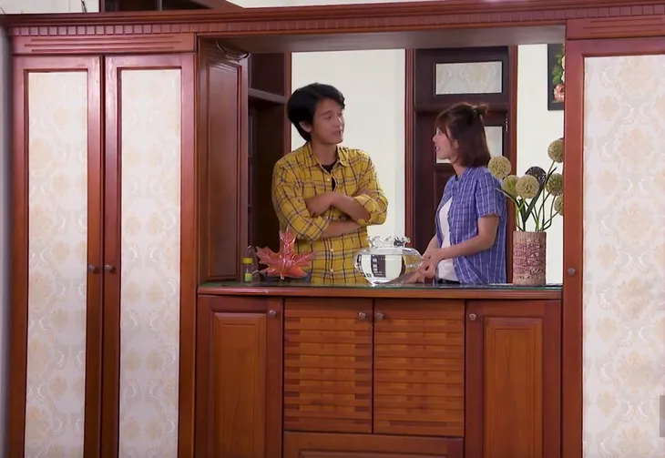 Thanh Bình vướng tình tay ba với Oanh Kiều trong “Phụ huynh tuổi 18” - Ảnh 5. Thanh Bình vướng tình tay ba với Oanh Kiều trong “Phụ huynh tuổi 18” - Ảnh 5.