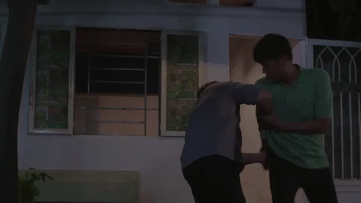Tiệm ăn dì ghẻ - Tập 5: Bé Hương hoảng sợ tận mắt nhìn Minh đánh người - Ảnh 3. Tiệm ăn dì ghẻ - Tập 5: Bé Hương hoảng sợ tận mắt nhìn Minh đánh người - Ảnh 3.