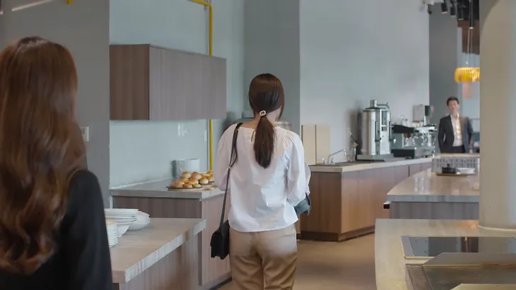 Tiệm ăn dì ghẻ - Tập 5: Được Thắng chi 50 triệu cứu chồng cũ, Ngọc nhận lời về làm đầu bếp cho anh - Ảnh 2. Tiệm ăn dì ghẻ - Tập 5: Được Thắng chi 50 triệu cứu chồng cũ, Ngọc nhận lời về làm đầu bếp cho anh - Ảnh 2.
