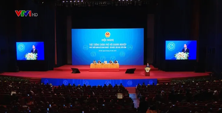 Thủ tướng: Chấm dứt tình trạng hù dọa doanh nghiệp - Ảnh 2. Thủ tướng: Chấm dứt tình trạng hù dọa doanh nghiệp - Ảnh 2.