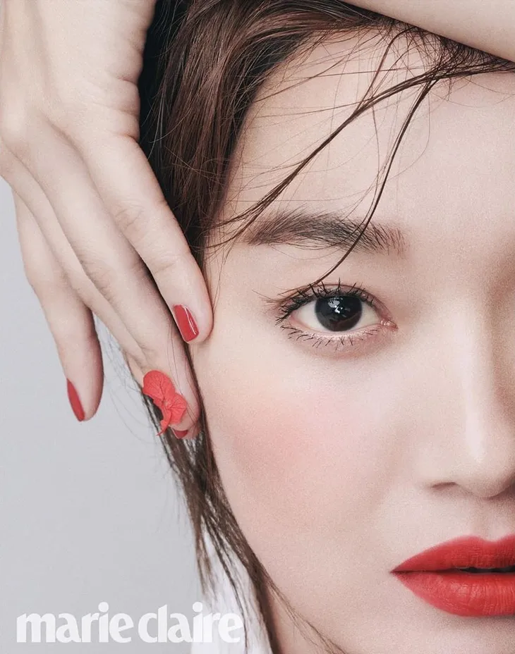 Shin Min Ah nói về năm 2019: Một năm hạnh phúc - Ảnh 1. Shin Min Ah nói về năm 2019: Một năm hạnh phúc - Ảnh 1.