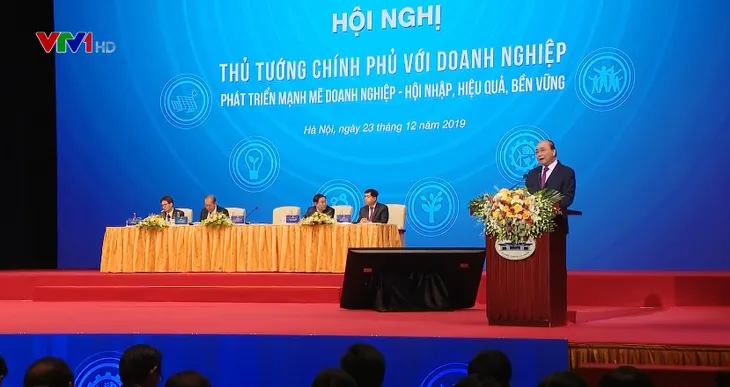 Thủ tướng: Chấm dứt tình trạng hù dọa doanh nghiệp - Ảnh 1. Thủ tướng: Chấm dứt tình trạng hù dọa doanh nghiệp - Ảnh 1.