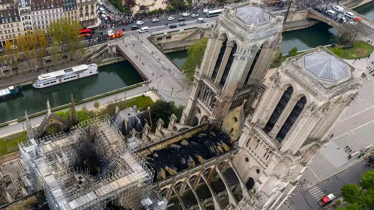 Nhà thờ Đức Bà Paris – Tiếng chuông nguyện ngủ yên mùa Giáng sinh - Ảnh 3. Nhà thờ Đức Bà Paris – Tiếng chuông nguyện ngủ yên mùa Giáng sinh - Ảnh 3.