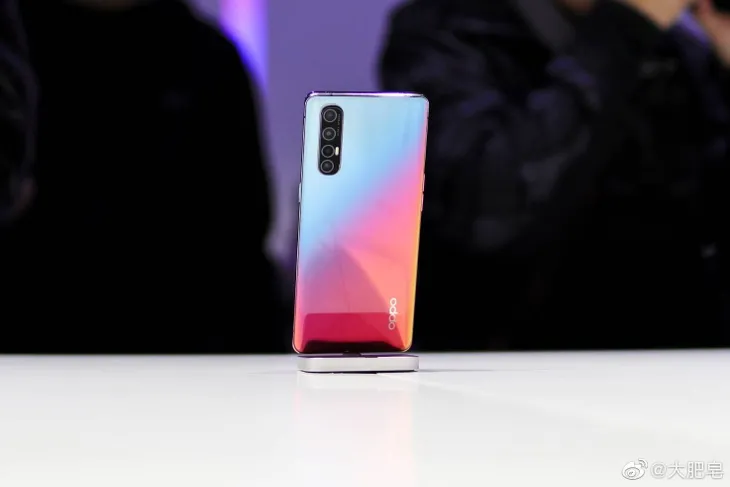 Oppo ra mắt smartphone Reno 3 5G giá dưới 500 USD - Ảnh 2. Oppo ra mắt smartphone Reno 3 5G giá dưới 500 USD - Ảnh 2.