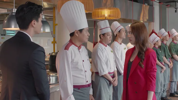 Tiệm ăn dì ghẻ - Tập 13: Vì sao Ngọc bất ngờ vắng mặt trong buổi gặp Phillip? - Ảnh 1. Tiệm ăn dì ghẻ - Tập 13: Vì sao Ngọc bất ngờ vắng mặt trong buổi gặp Phillip? - Ảnh 1.