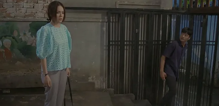 Tiệm ăn dì ghẻ - Tập 6: Ngọc vô tình chạm đúng điểm yếu khiến Minh nổi điên - Ảnh 2. Tiệm ăn dì ghẻ - Tập 6: Ngọc vô tình chạm đúng điểm yếu khiến Minh nổi điên - Ảnh 2.