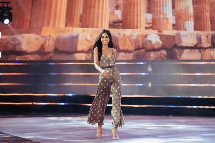 Đón xem THTT Bán kết Hoa hậu Hoàn vũ Việt Nam 2019 (20h, VTV9) - Ảnh 4. Đón xem THTT Bán kết Hoa hậu Hoàn vũ Việt Nam 2019 (20h, VTV9) - Ảnh 4.