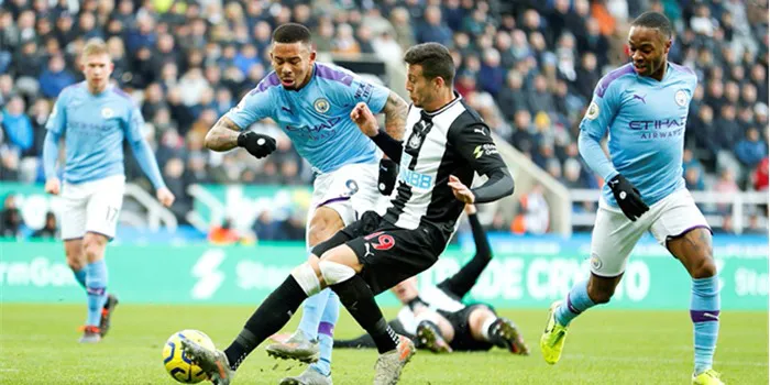Lịch trực tiếp bóng đá hôm nay (3/12): U22 Việt Nam quyết thắng U22 Singapore, Man City khát 3 điểm - Ảnh 2. Lịch trực tiếp bóng đá hôm nay (3/12): U22 Việt Nam quyết thắng U22 Singapore, Man City khát 3 điểm - Ảnh 2.