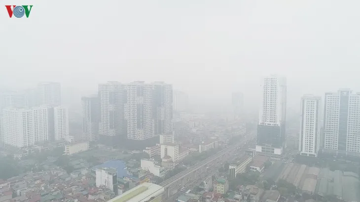 Đến bao giờ người Hà Nội mới được “hít thở” không khí sạch? - Ảnh 3.