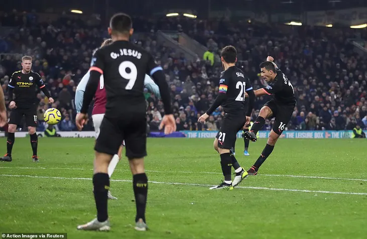 Burnley 1-4 Man City: Tạm chiếm vị trí nhì bảng - Ảnh 2. Burnley 1-4 Man City: Tạm chiếm vị trí nhì bảng - Ảnh 2.