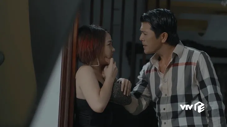 Tiệm ăn dì ghẻ - Tập 6: Thương vụ mua bán bất thành, Thiên Kim bị chồng hắt hủi vì hết giá trị lợi dụng - Ảnh 9. Tiệm ăn dì ghẻ - Tập 6: Thương vụ mua bán bất thành, Thiên Kim bị chồng hắt hủi vì hết giá trị lợi dụng - Ảnh 9.