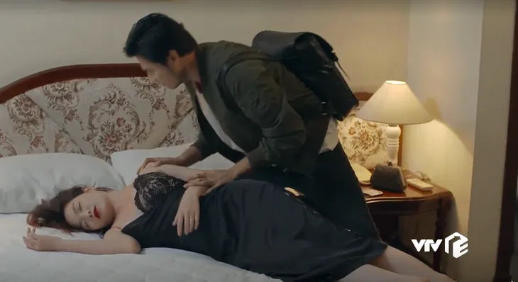 Tiệm ăn dì ghẻ - Tập 6: Thương vụ mua bán bất thành, Thiên Kim bị chồng hắt hủi vì hết giá trị lợi dụng - Ảnh 3. Tiệm ăn dì ghẻ - Tập 6: Thương vụ mua bán bất thành, Thiên Kim bị chồng hắt hủi vì hết giá trị lợi dụng - Ảnh 3.
