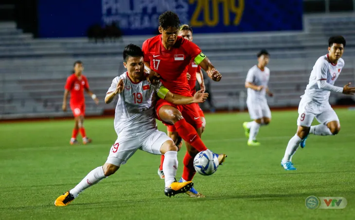 U22 Việt Nam thiệt quân sau chiến thắng muộn trước U22 Singapore - Ảnh 1. U22 Việt Nam thiệt quân sau chiến thắng muộn trước U22 Singapore - Ảnh 1.