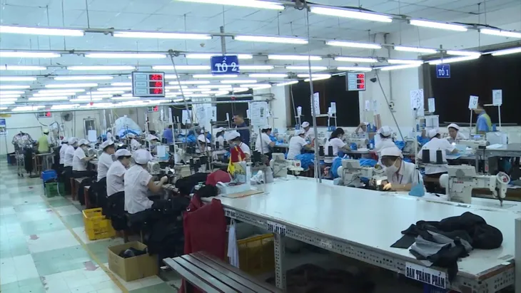 11 tháng, Việt Nam xuất siêu 9,12 tỷ USD - Ảnh 1. 11 tháng, Việt Nam xuất siêu 9,12 tỷ USD - Ảnh 1.