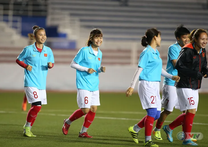 ẢNH: ĐT nữ Việt Nam rèn quân, quyết thắng Thái Lan trận chung kết SEA Games 30 - Ảnh 9. ẢNH: ĐT nữ Việt Nam rèn quân, quyết thắng Thái Lan trận chung kết SEA Games 30 - Ảnh 9.